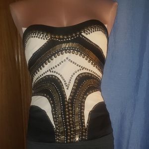 Strapless bebe shirt